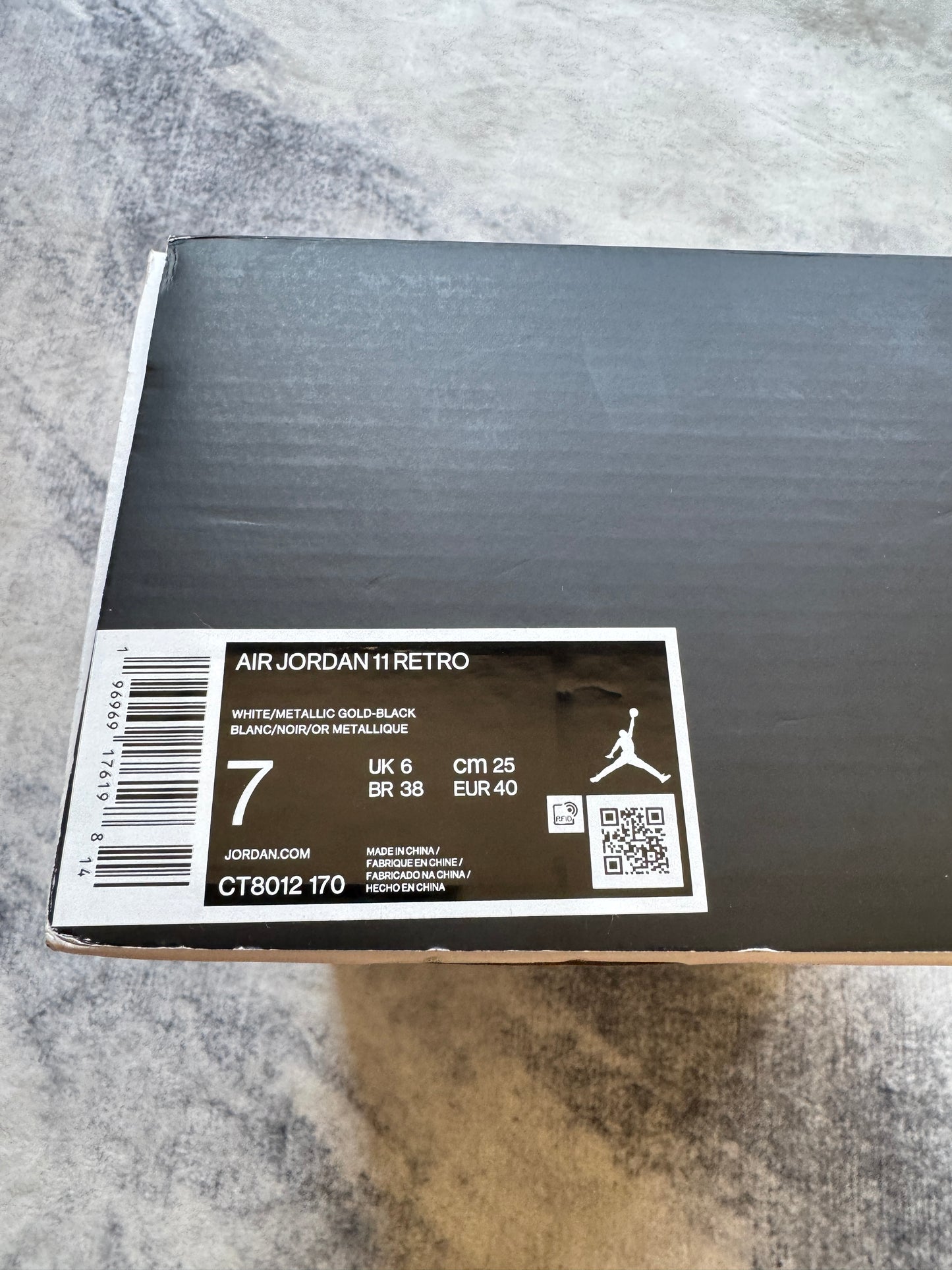 Jordan 11 Gratitude Unisex