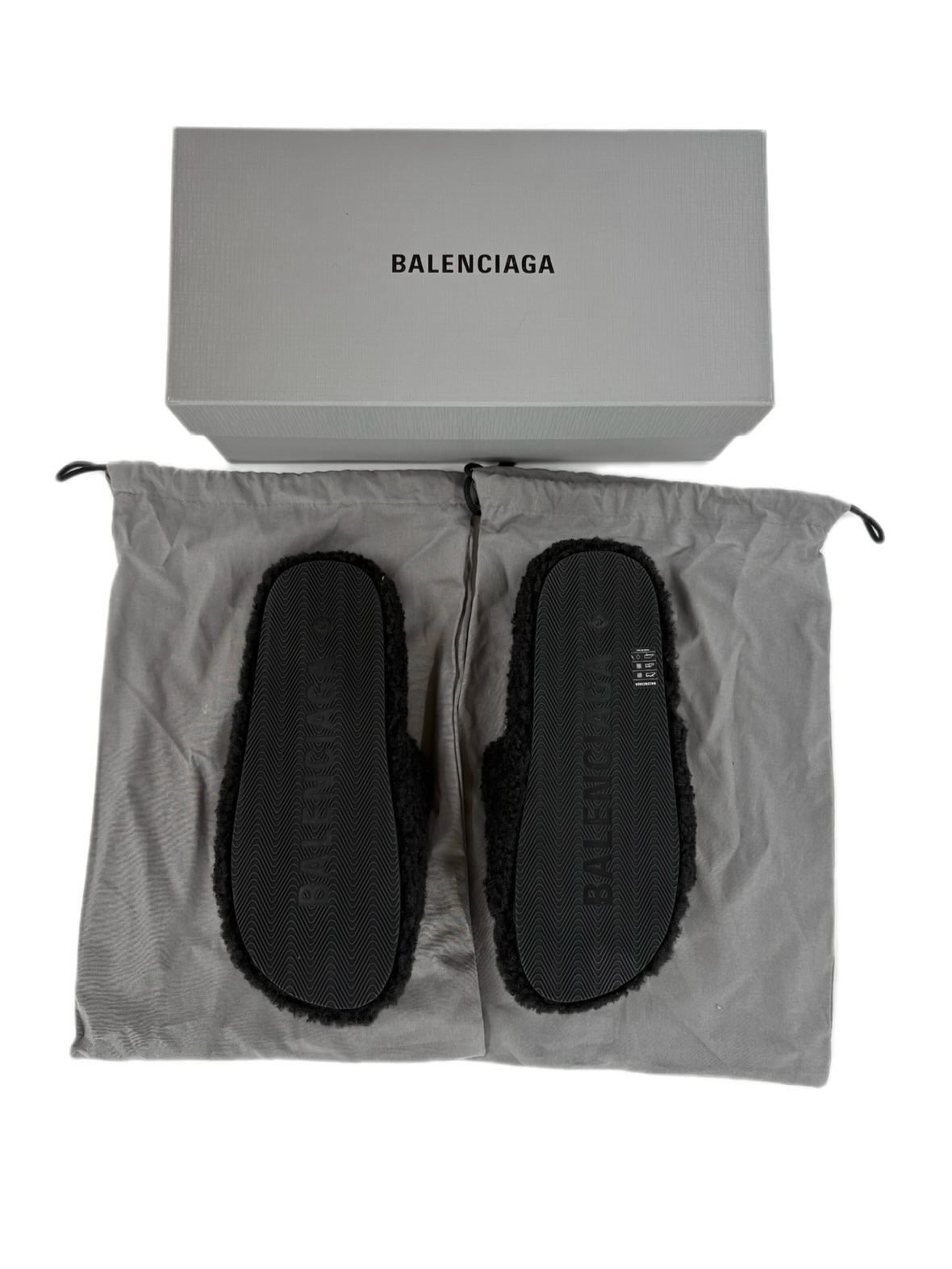Balenciaga Puffer Slides