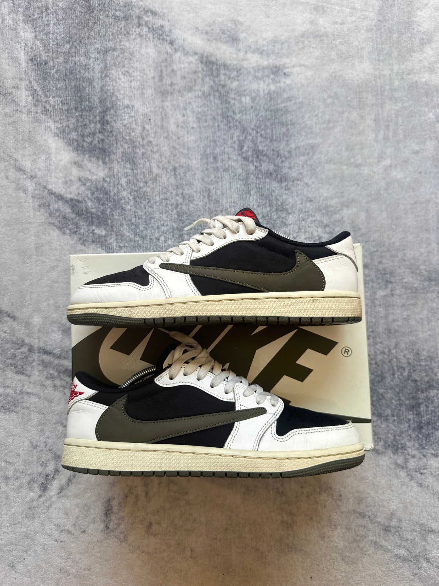 Jordan 1 Low Travis Scott Medium Olive