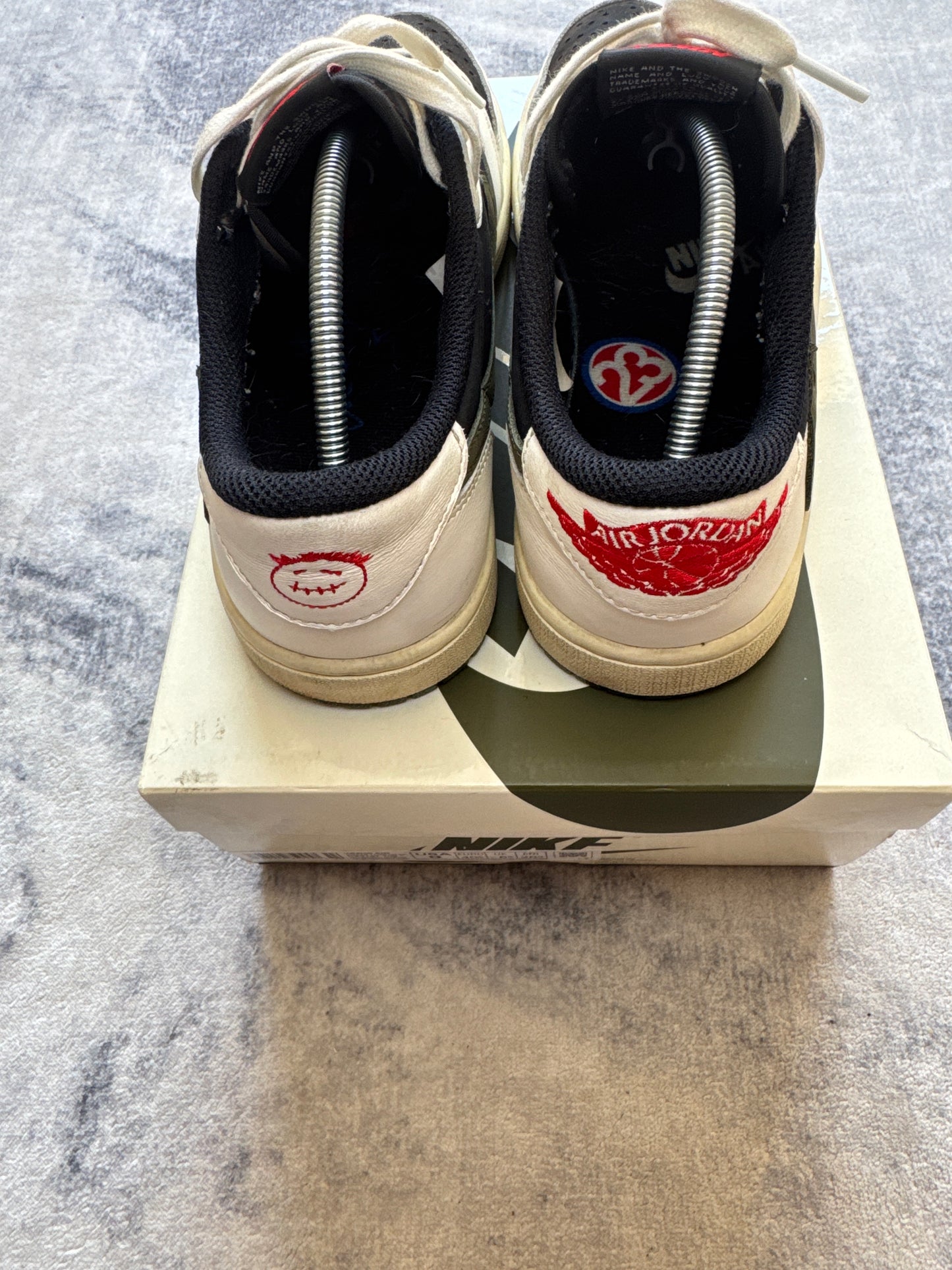 Jordan 1 Low Travis Scott Medium Olive