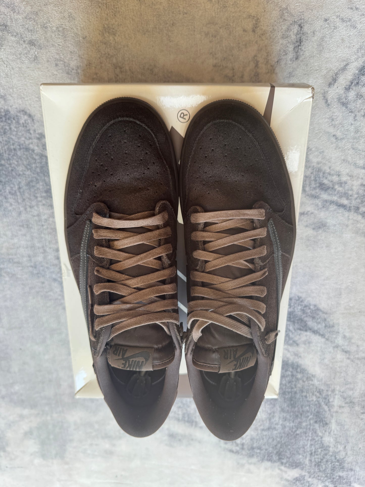 Jordan 1 Low Travis Scott Velvet Brown