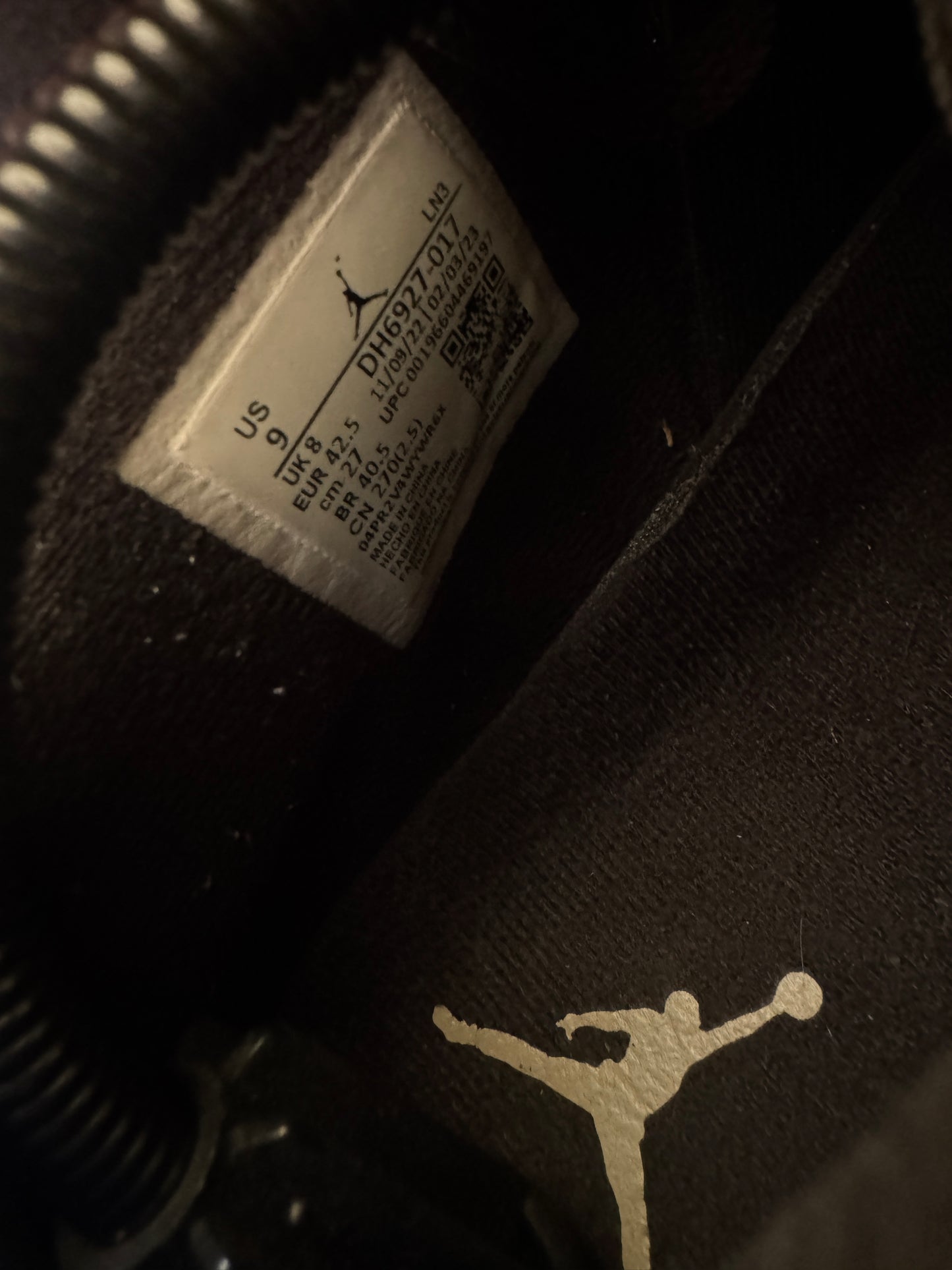 Jordan 4 Yellow Thunder