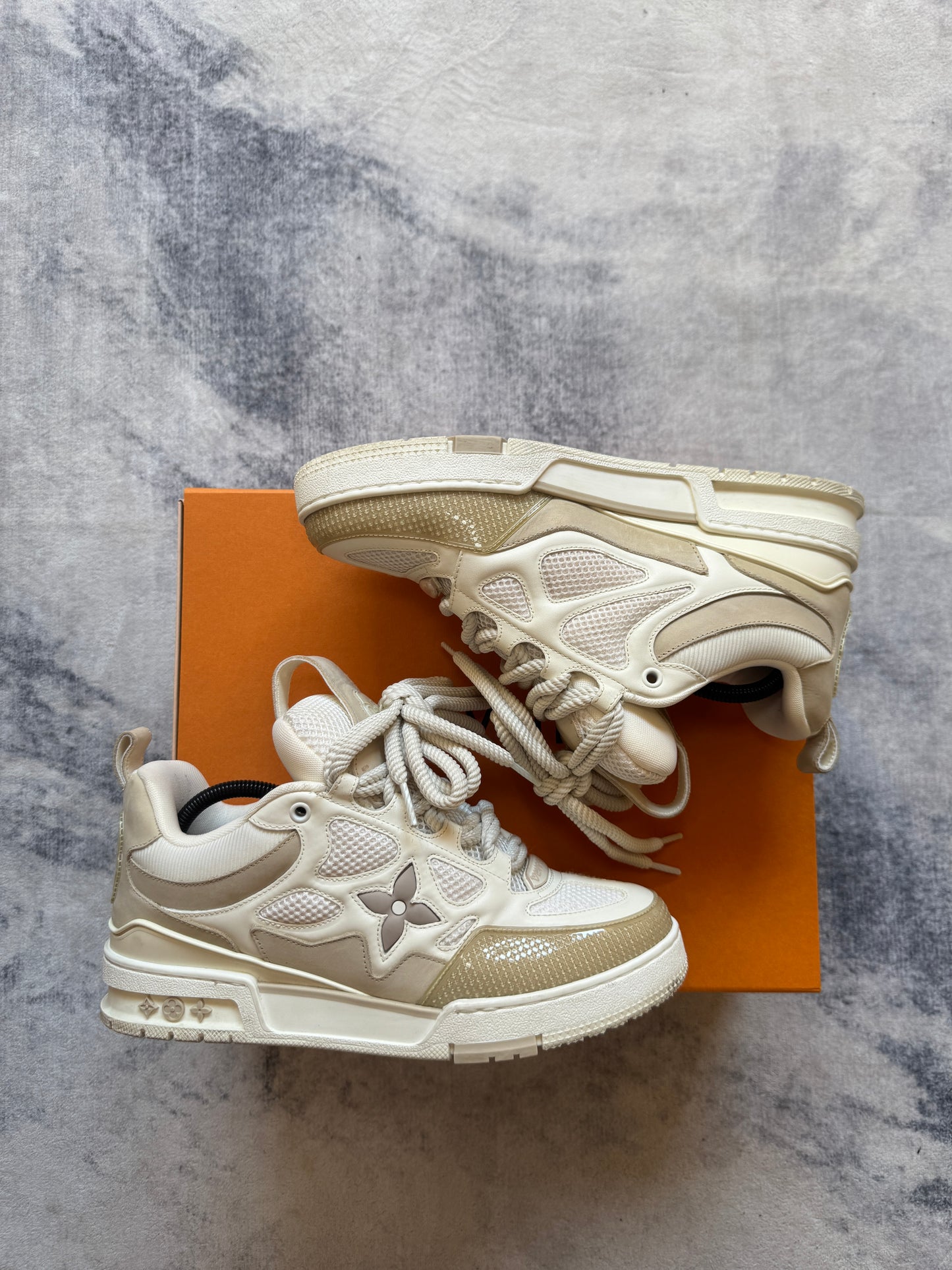 Louis Vuitton Skate Beige