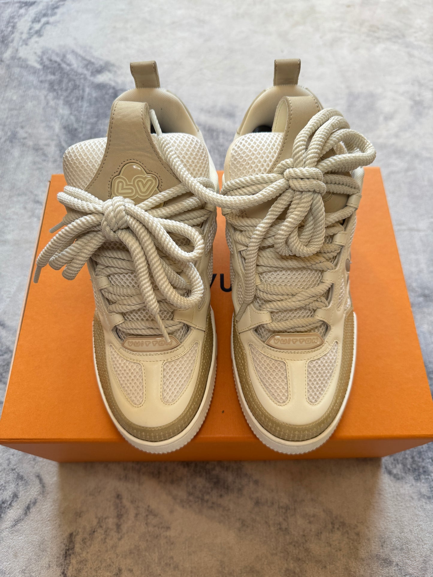 Louis Vuitton Skate Beige