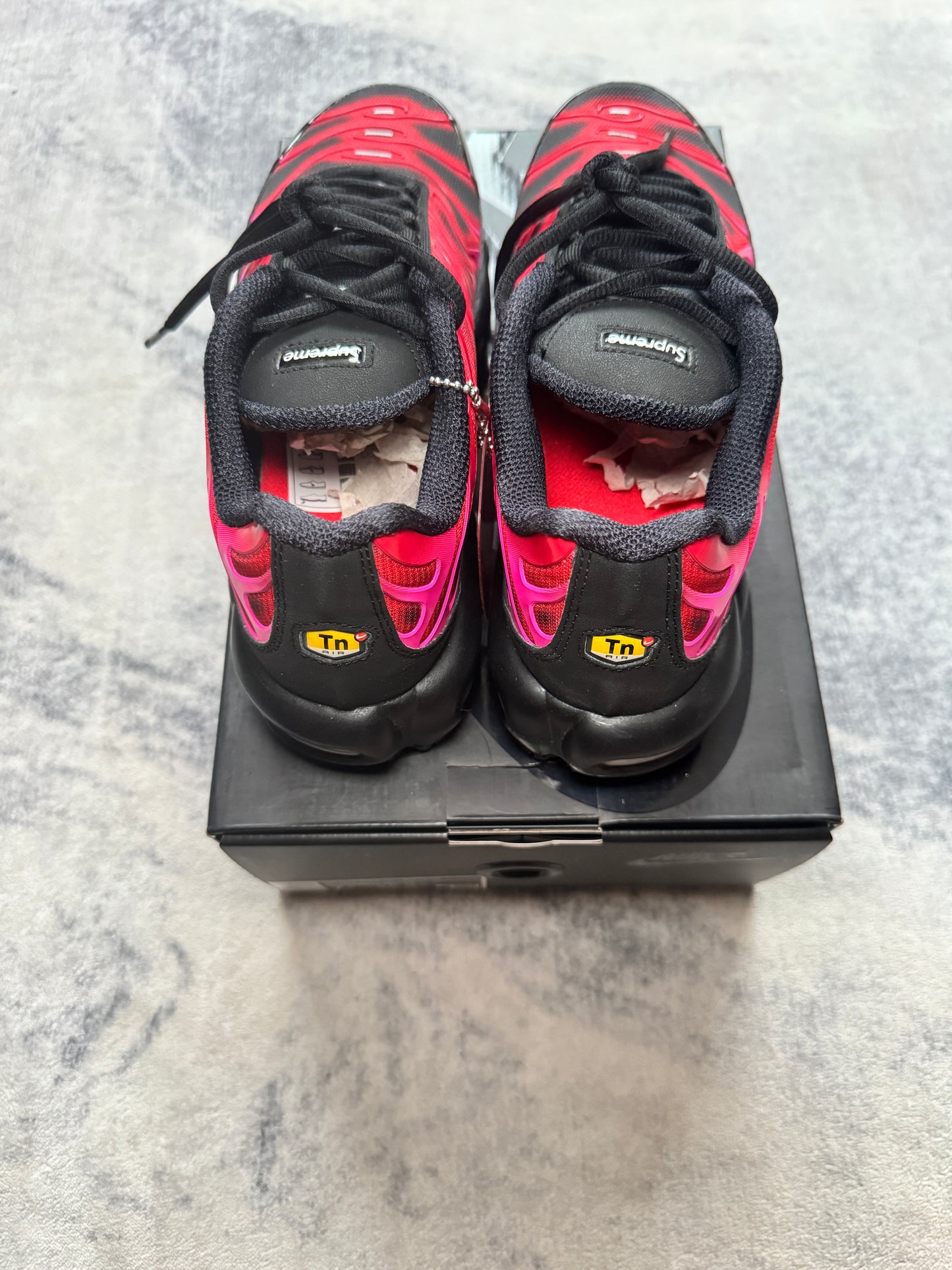 Nike Tn Supreme Red