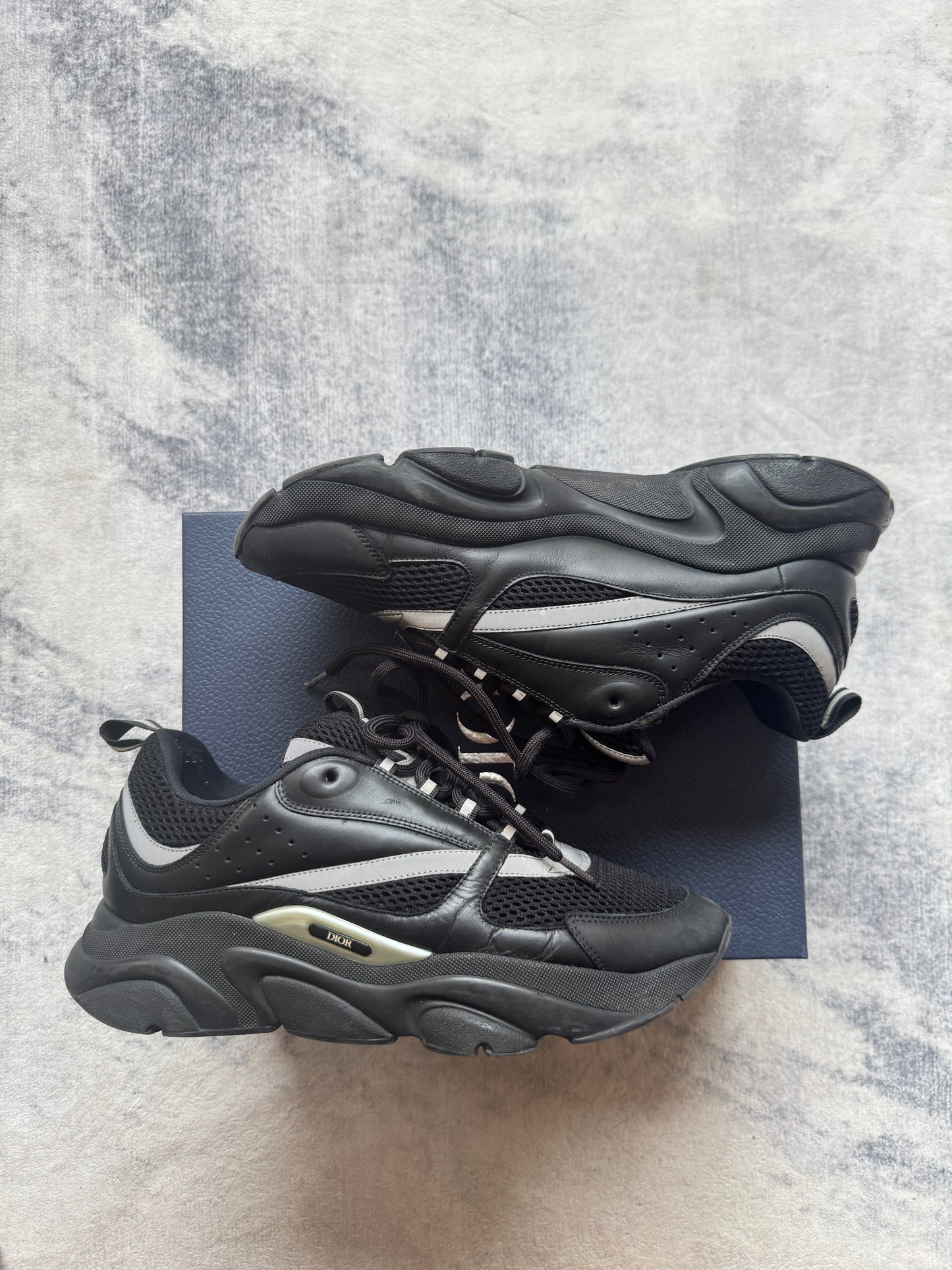 Dior B22 Black