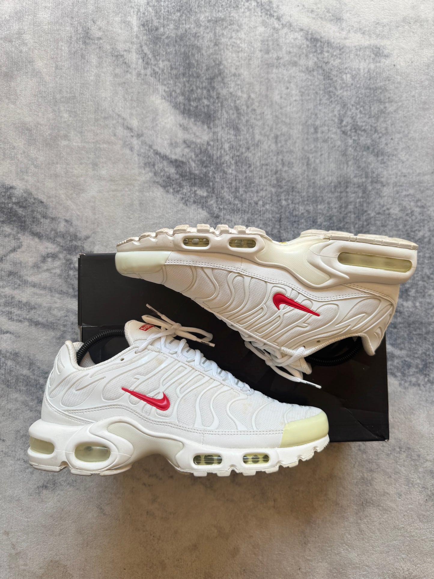 Nike Tn Supreme White