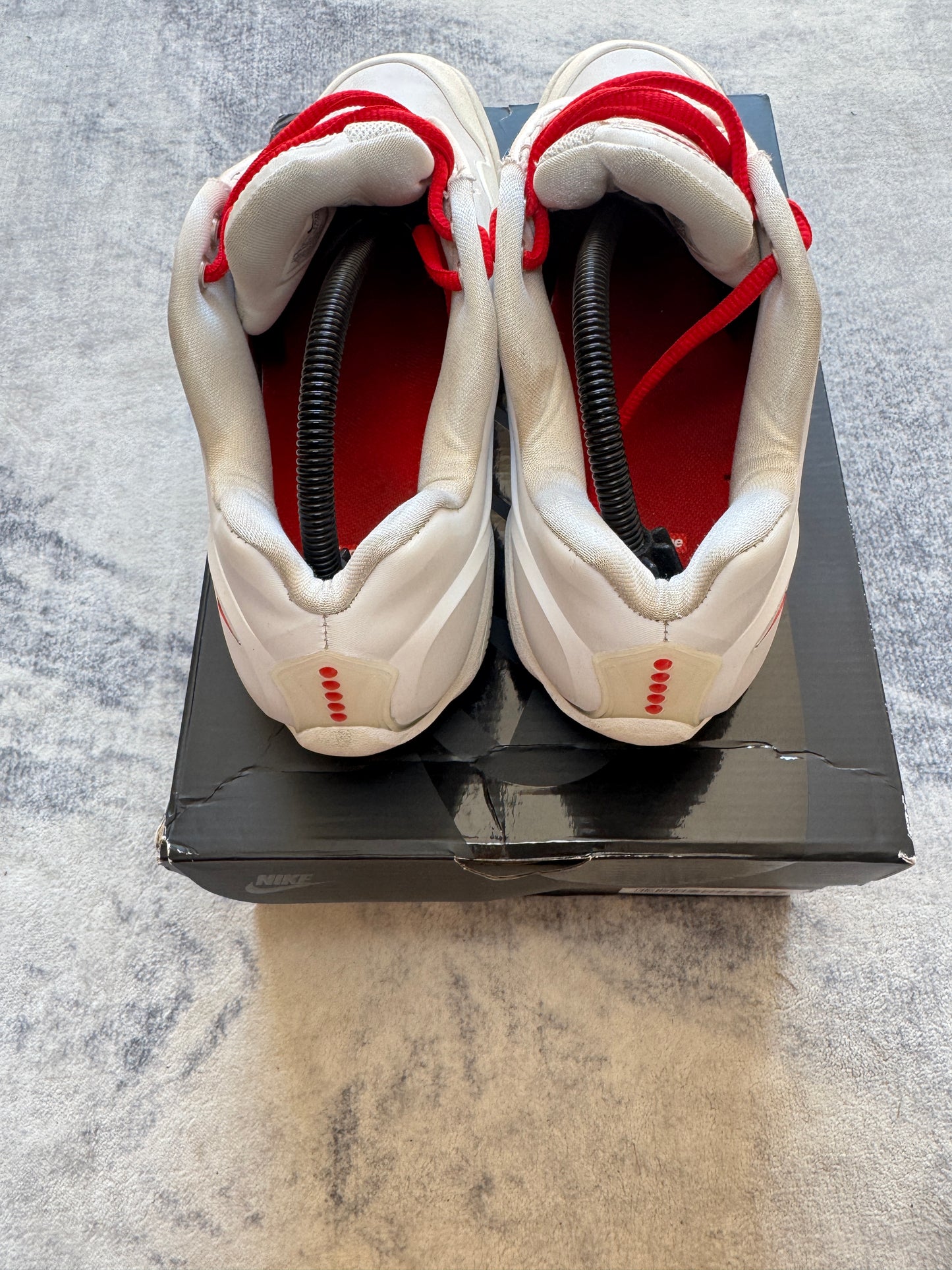 Nike Courtposite Supreme White