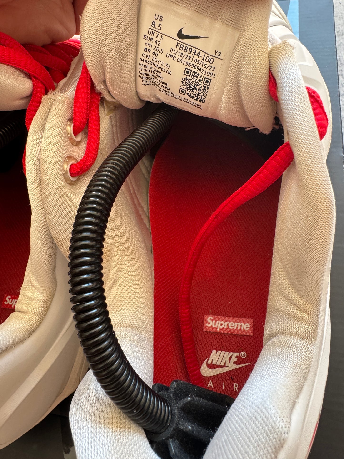 Nike Courtposite Supreme White