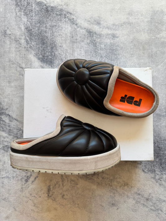 Pdf Channel Uranus Black Leather Slide