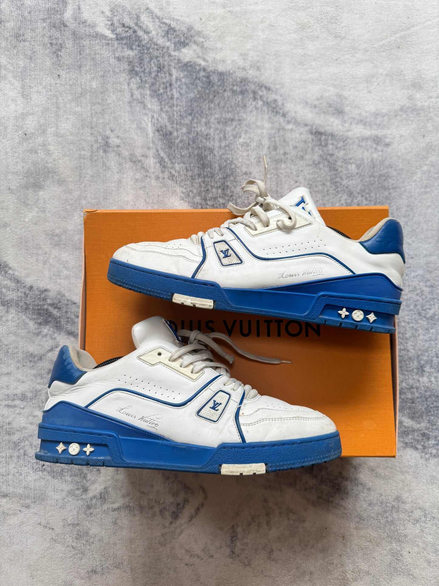 Louis Vuitton Trainer White Blu