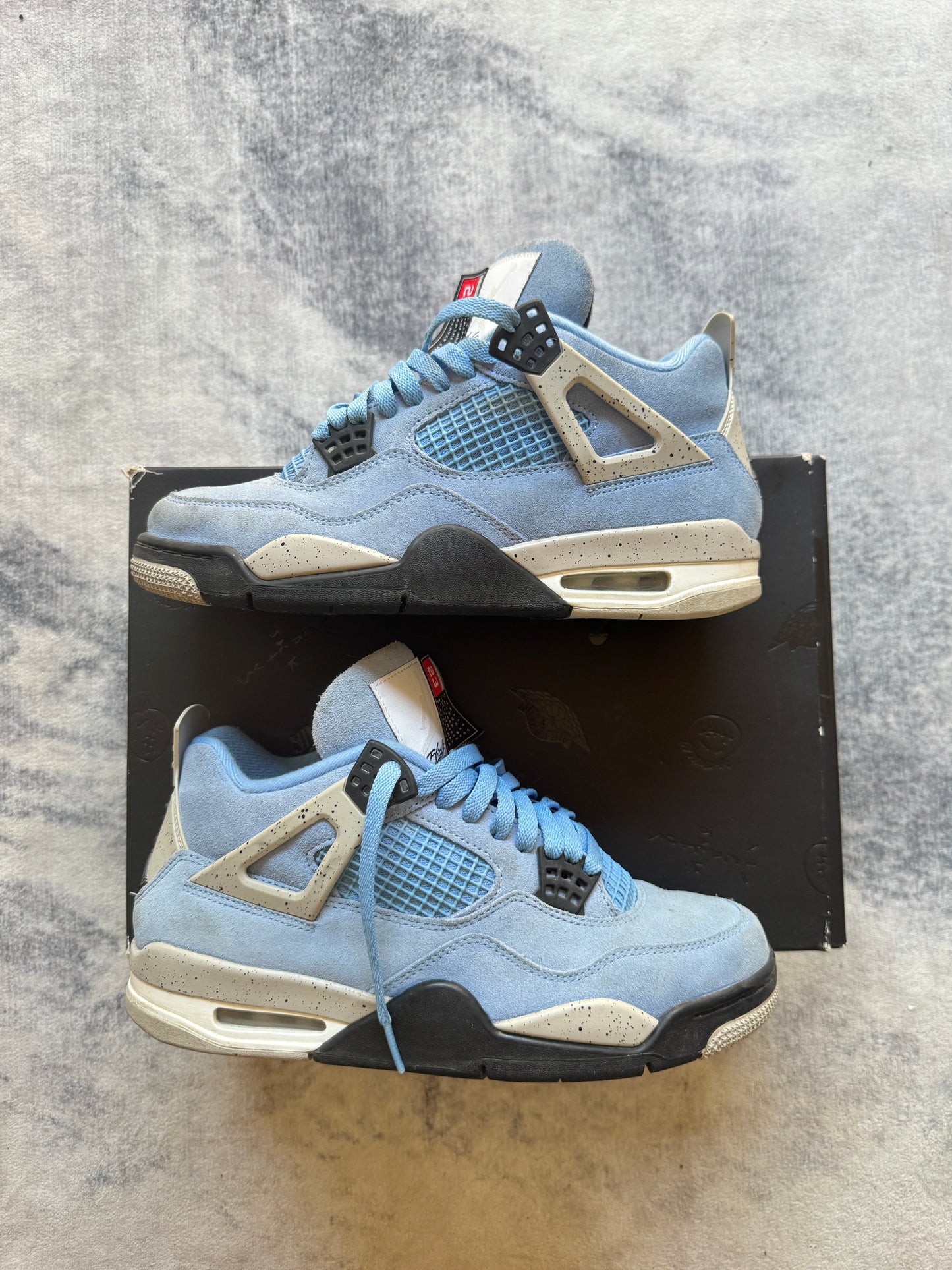 Jordan 4 University Blu