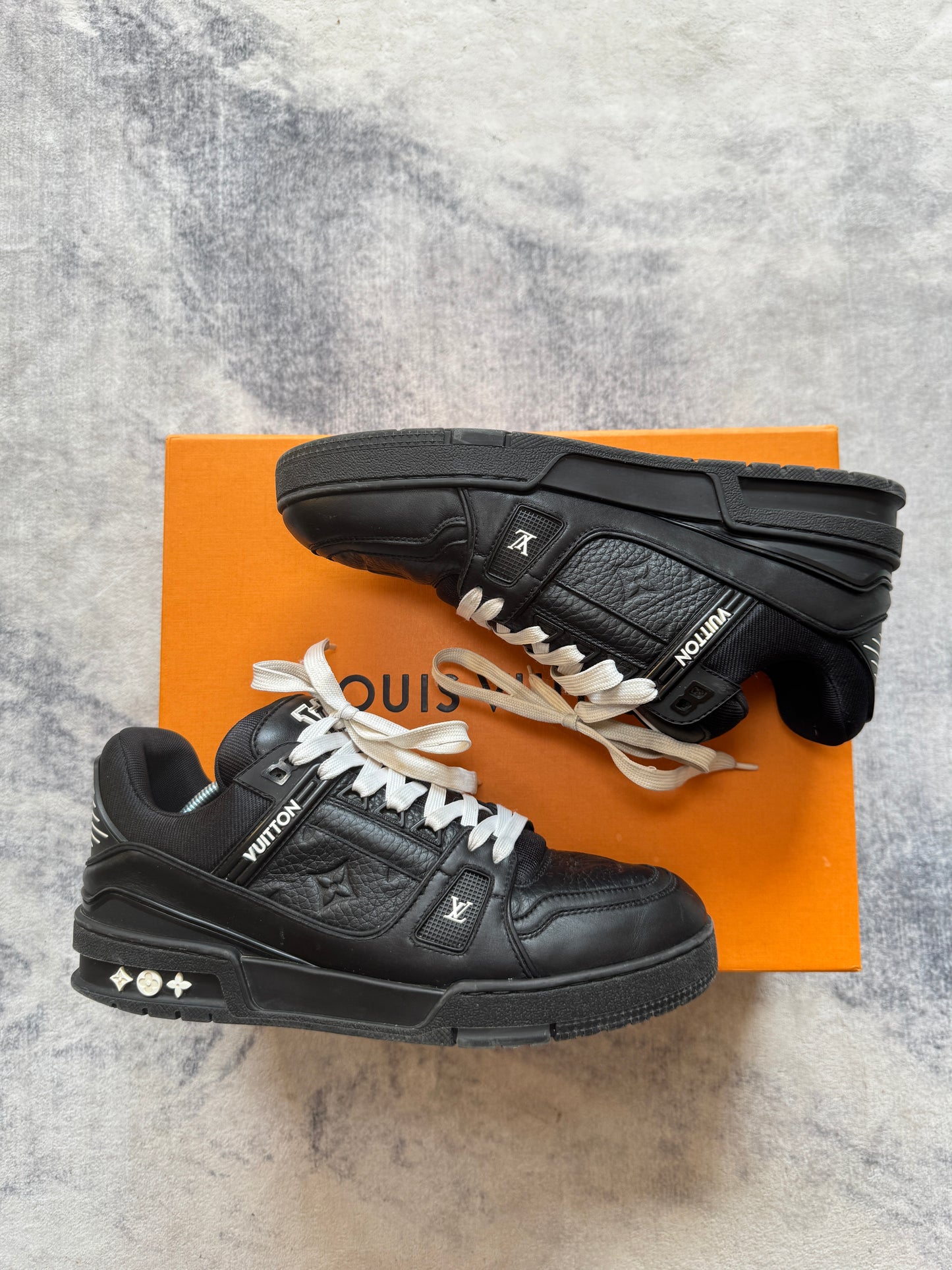 Louis Vuitton Trainer Black