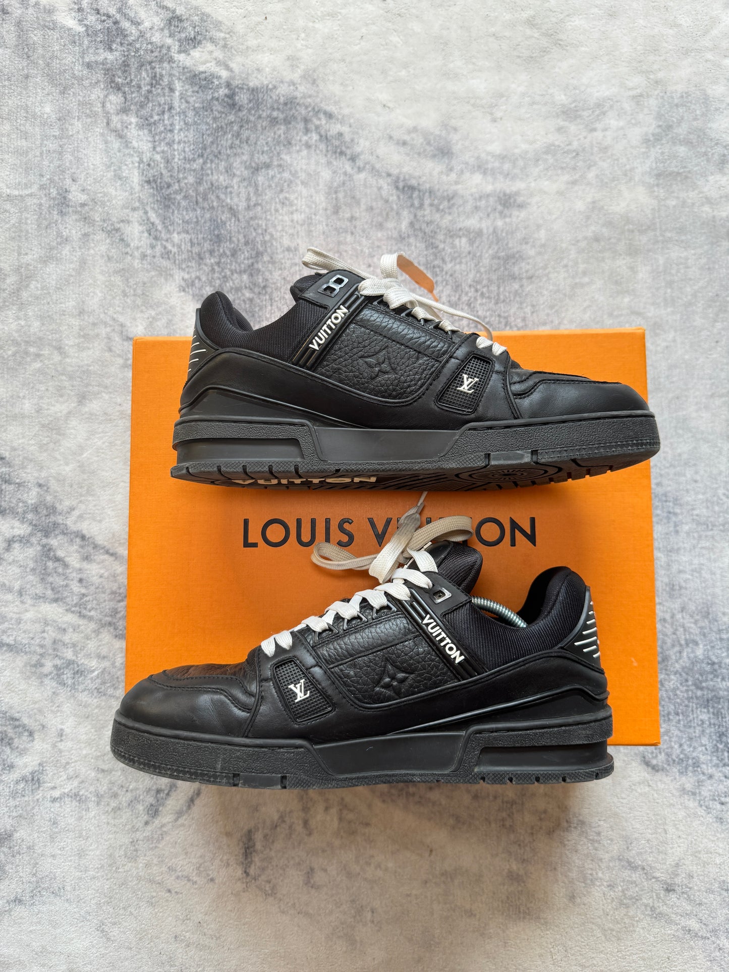 Louis Vuitton Trainer Black