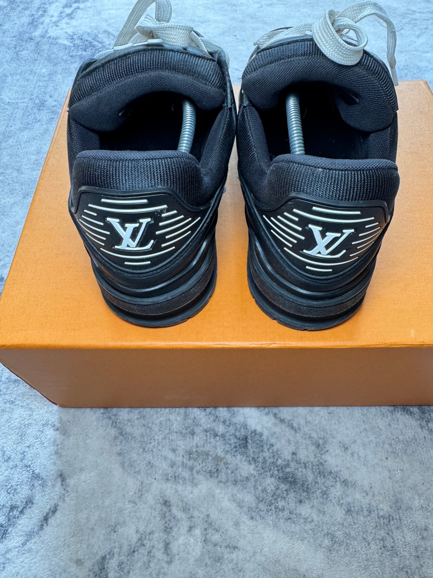 Louis Vuitton Trainer Black