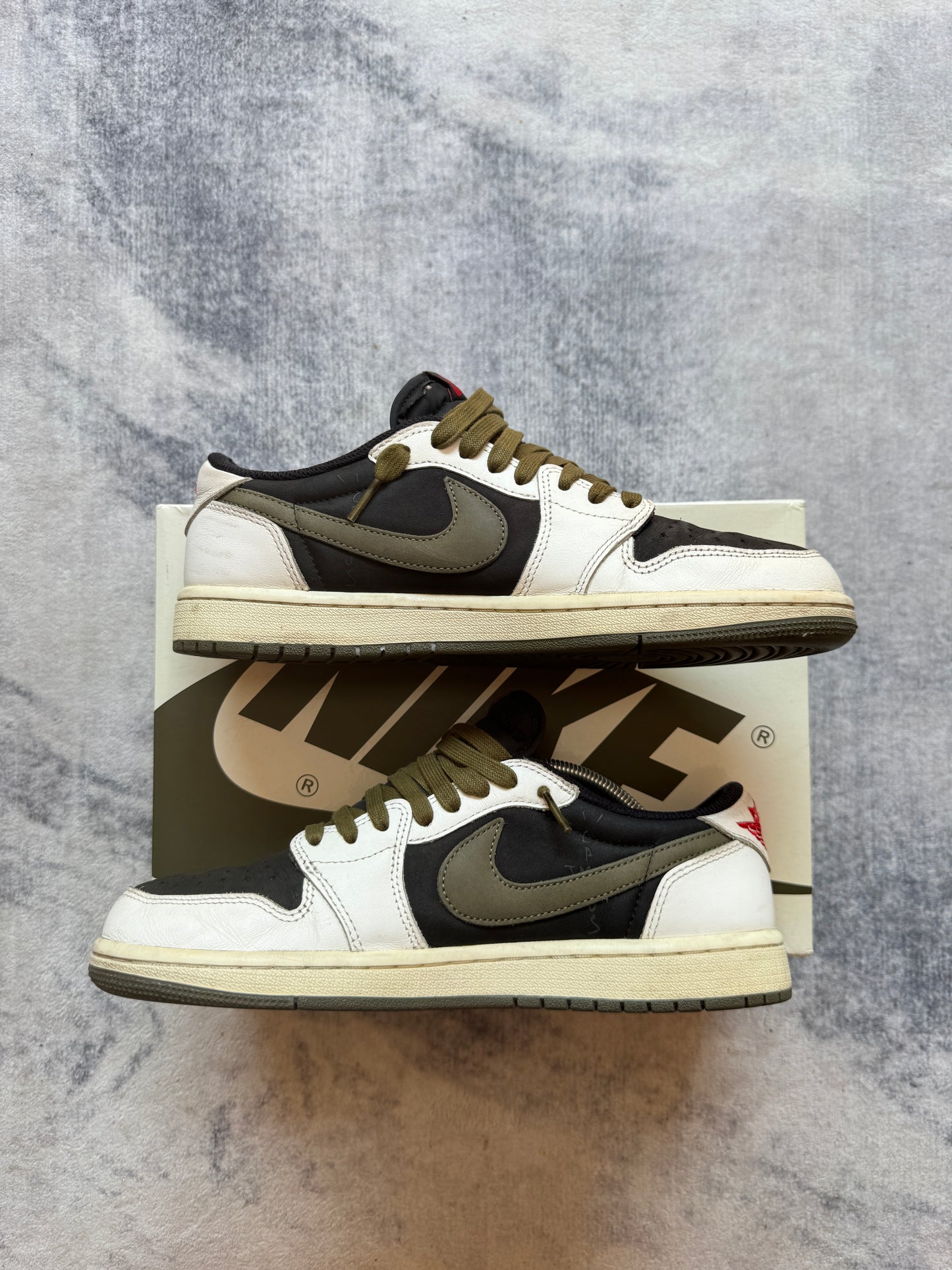 Jordan 1 Low Travis Scott Olive