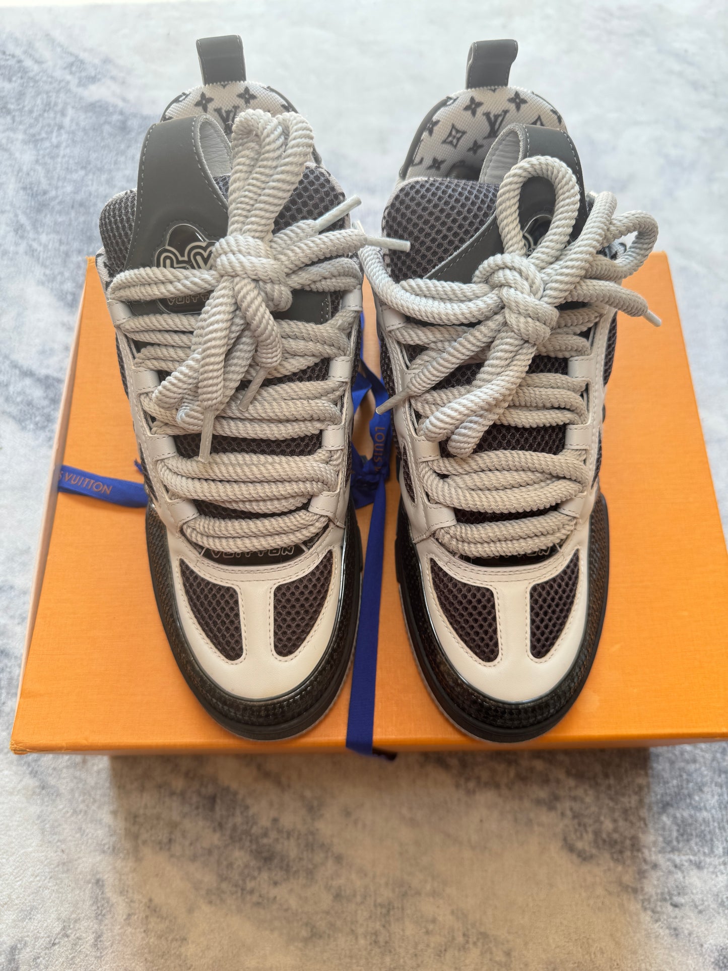 Louis Vuitton Skate Black/White