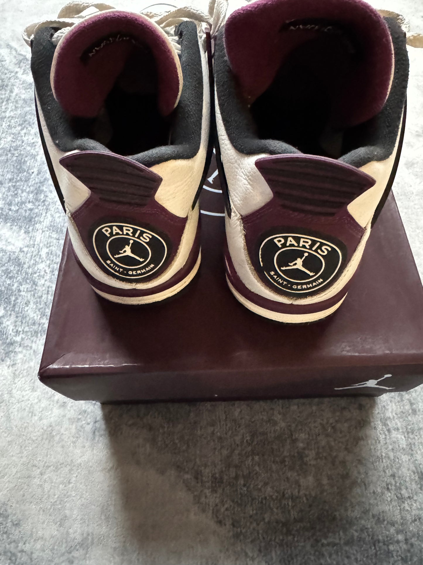 Jordan 4 Paris Saint Germain