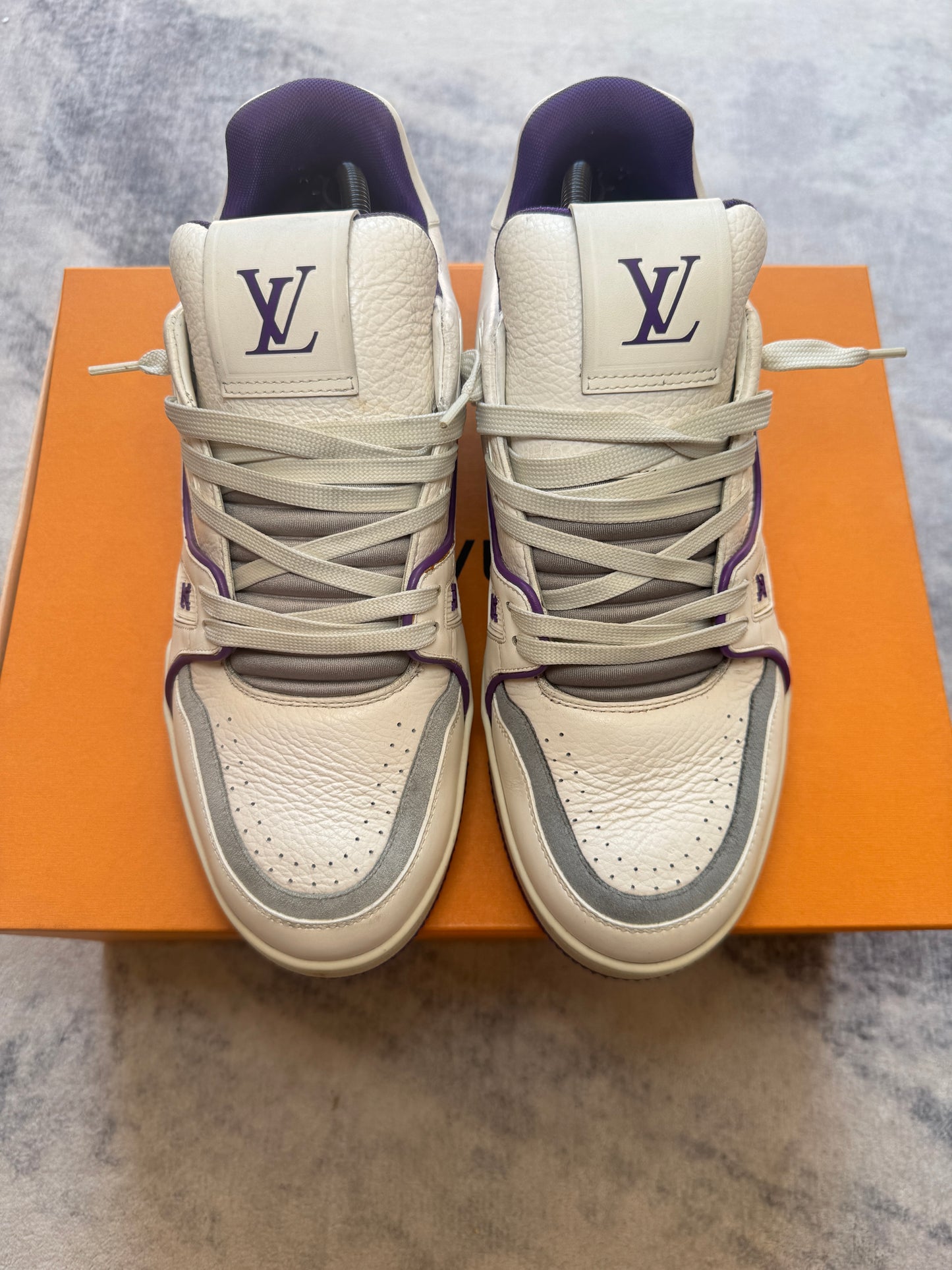 Louis Vuitton Trainer 54 purple