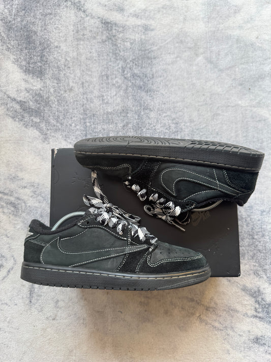 Jordan 1 Low Travis Scott Phantom