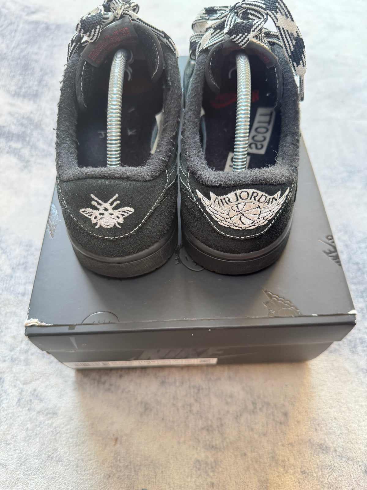 Jordan 1 Low Travis Scott Phantom