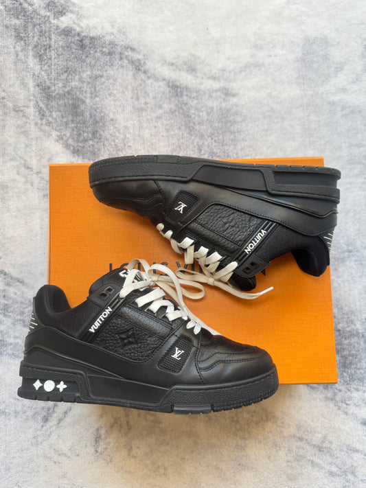 Louis Vuitton Trainer Black - White