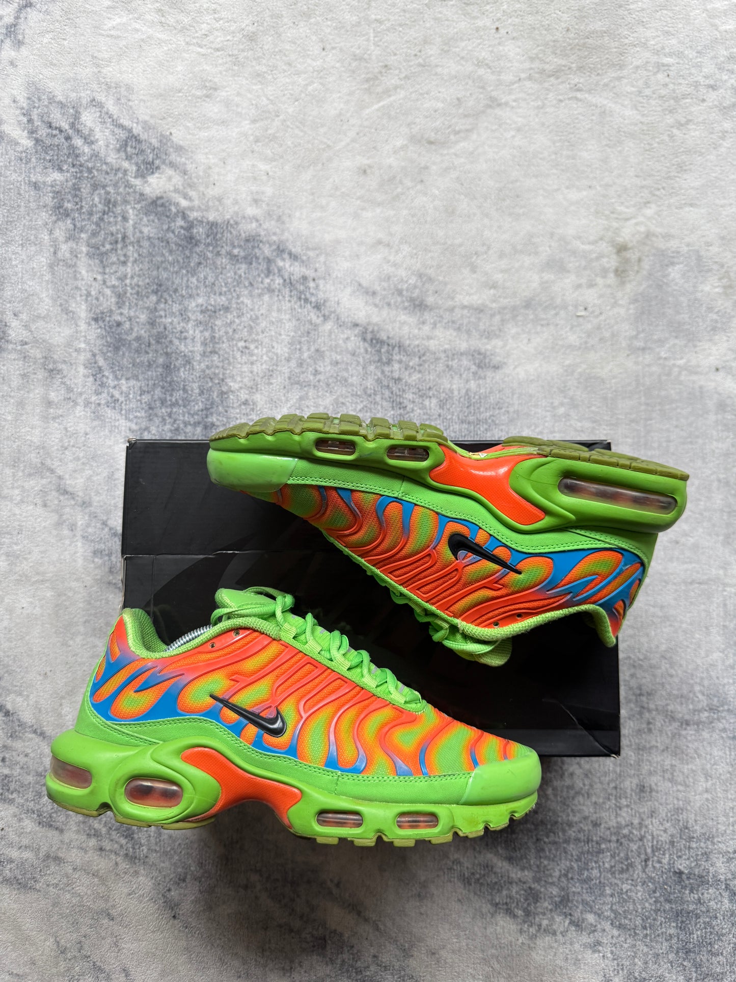 Nike Air Max Plus TN X Supreme Green