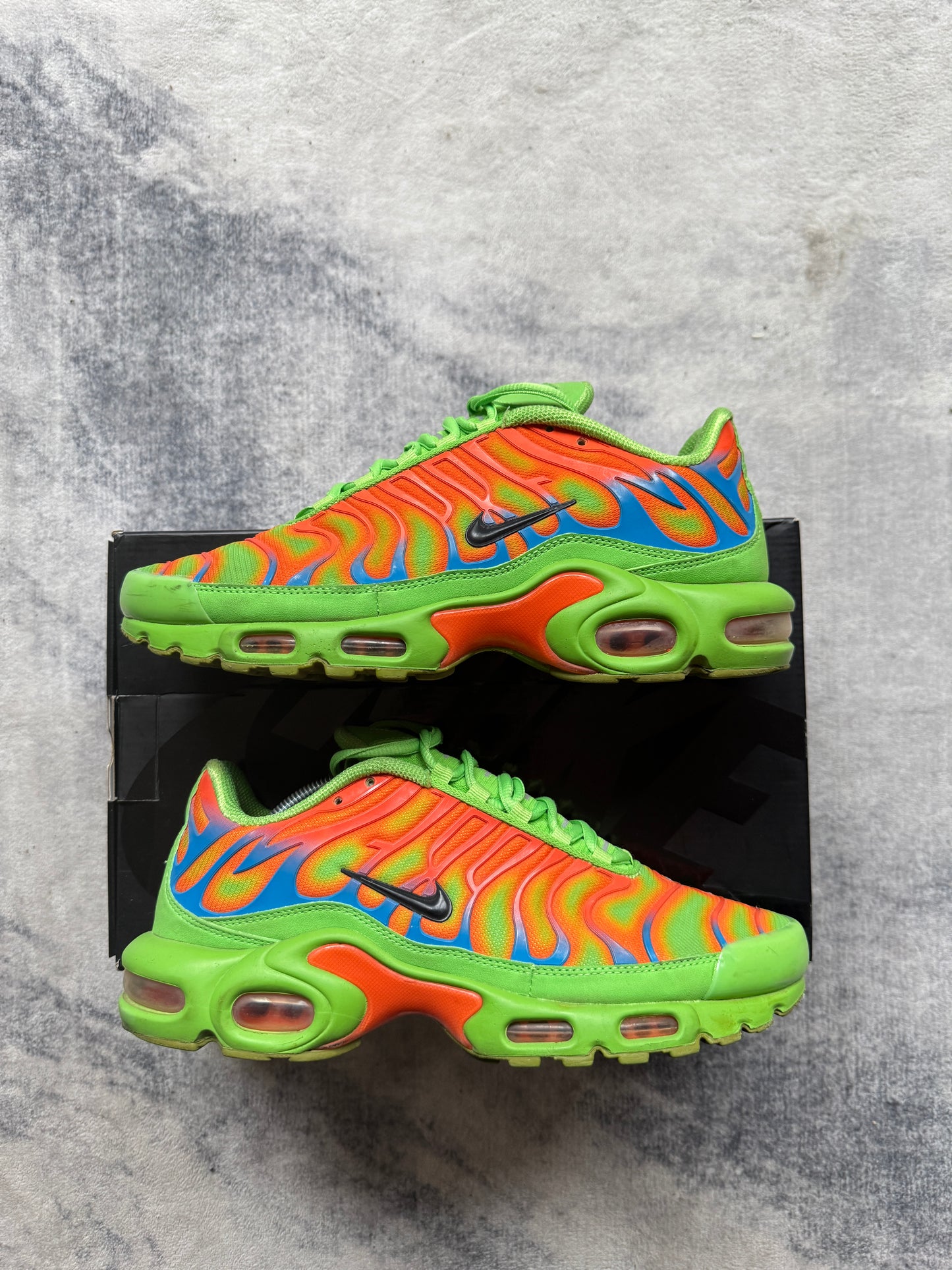 Nike Air Max Plus TN X Supreme Green