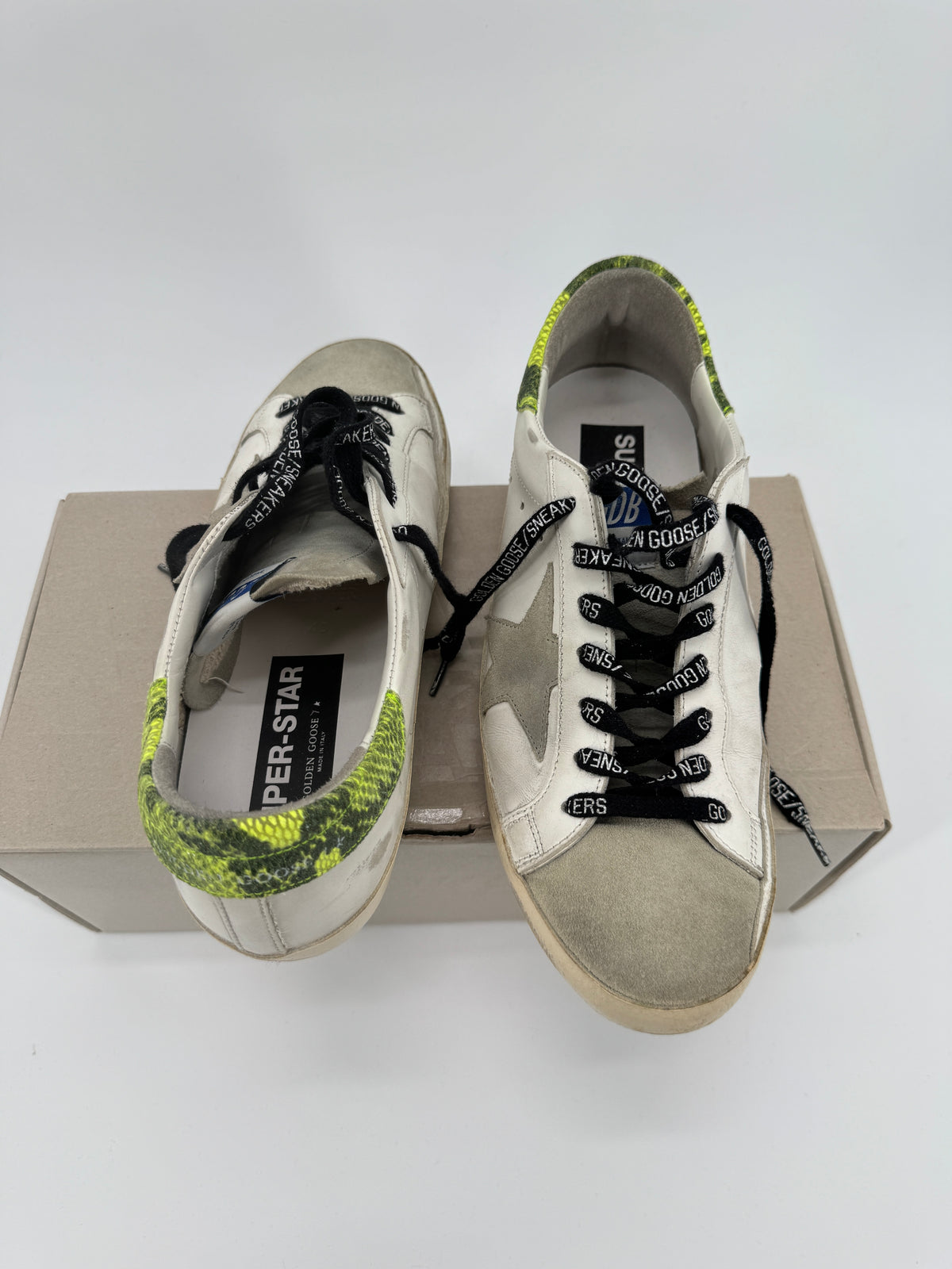 Golden Goose Superstar White fluo