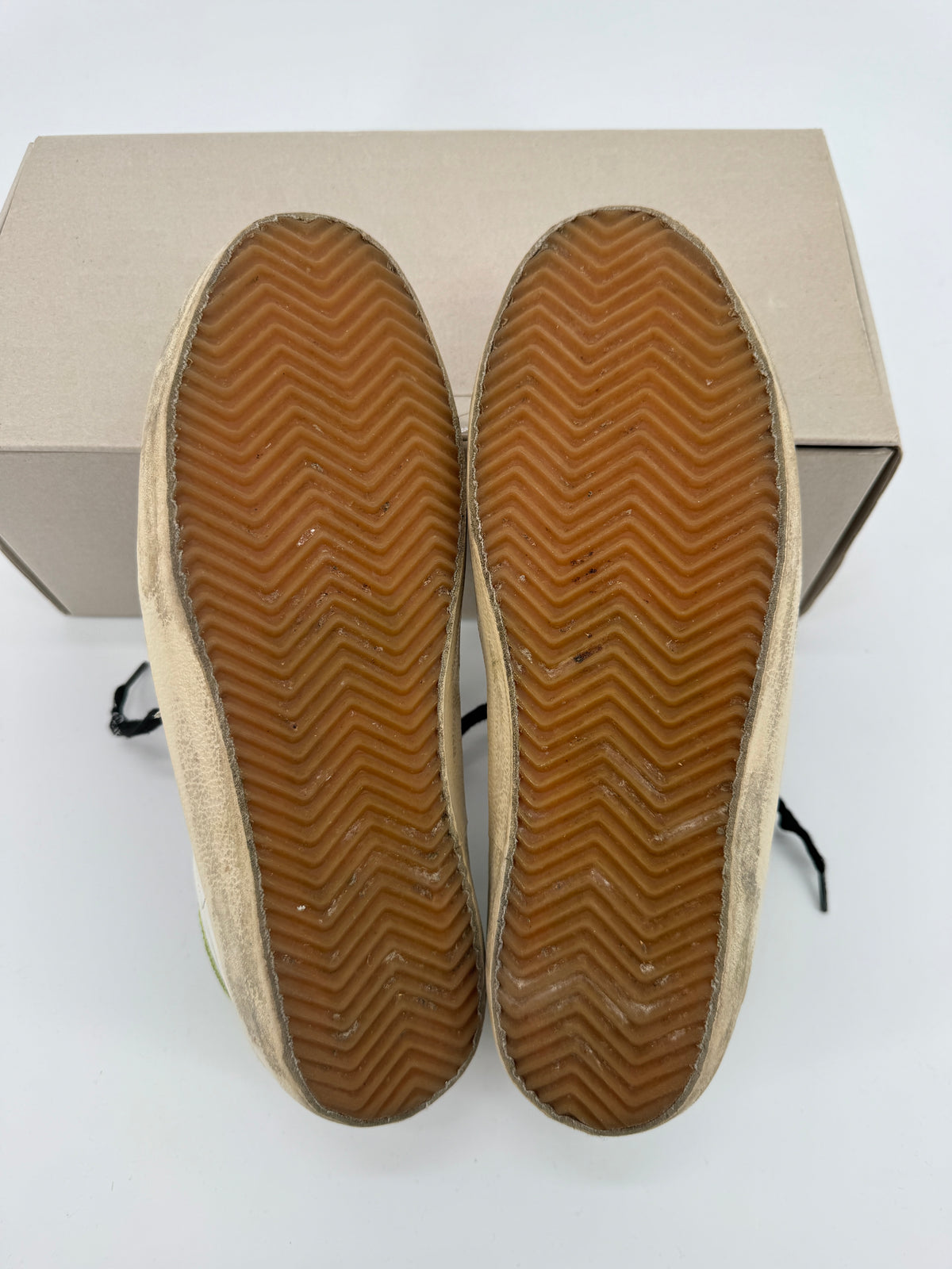 Golden Goose Superstar White fluo