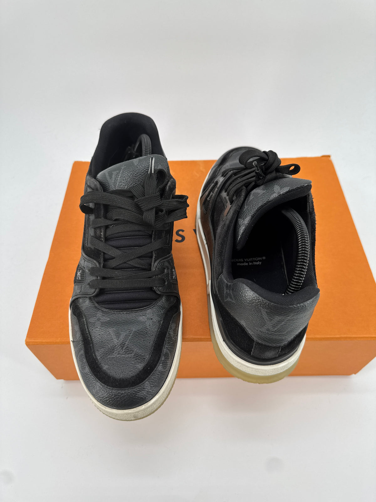 Louis Vuitton Trainer Black
