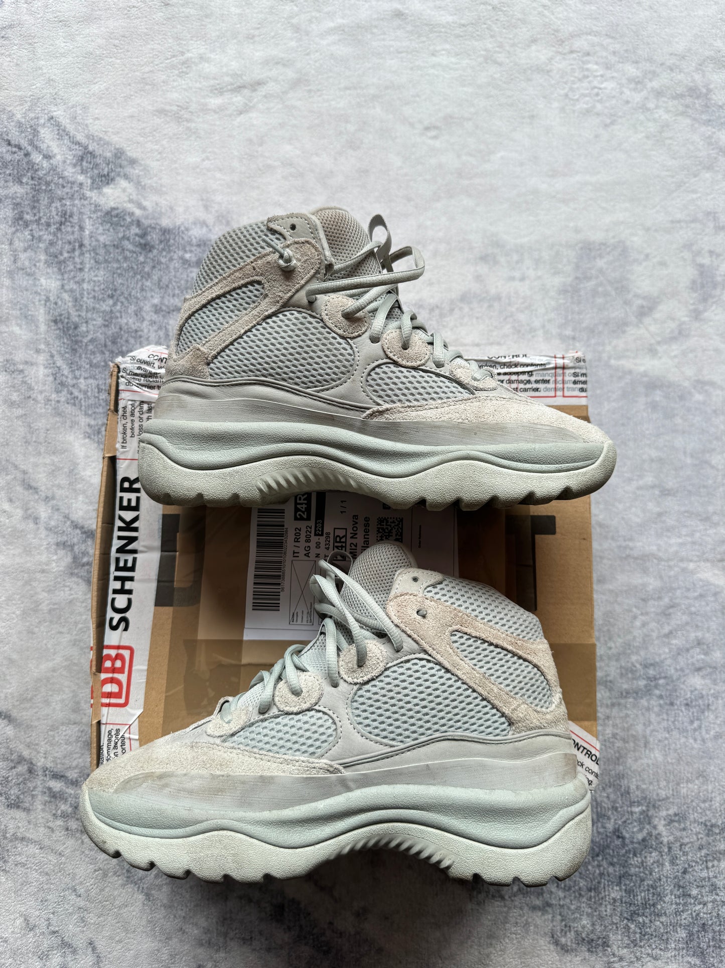 Yeezy Desert Boots Salt