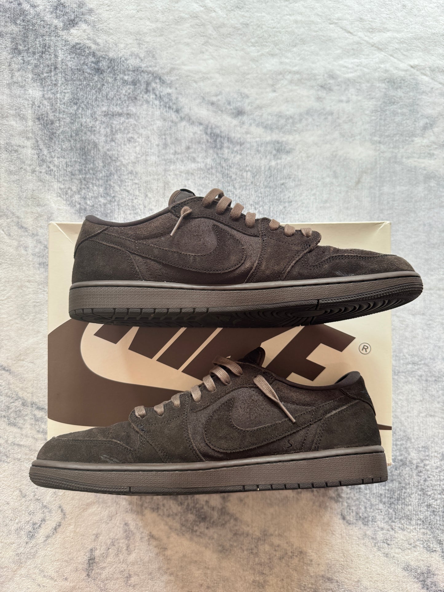 Jordan 1 Low Travis Scott Velvet Brown