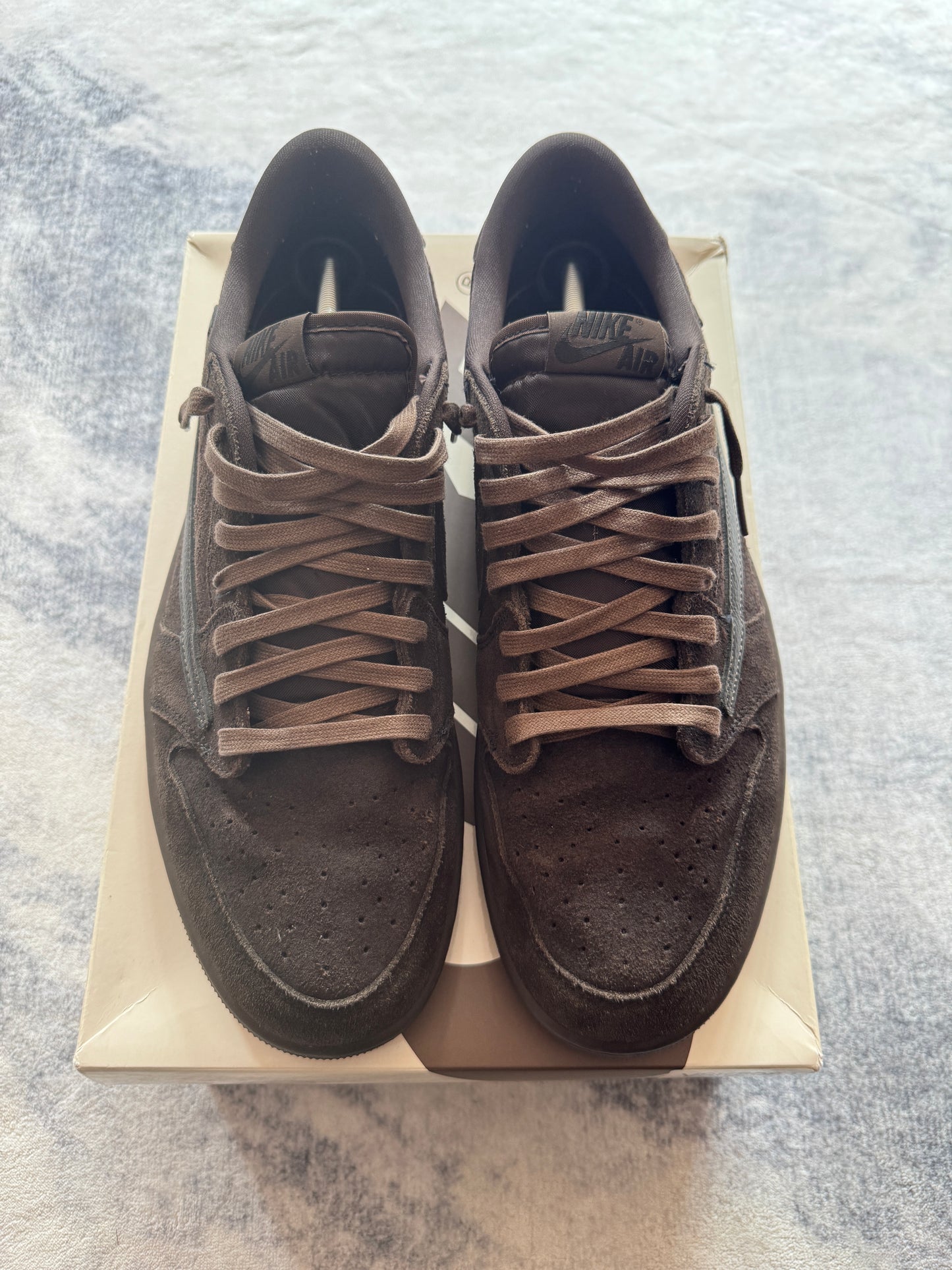Jordan 1 Low Travis Scott Velvet Brown