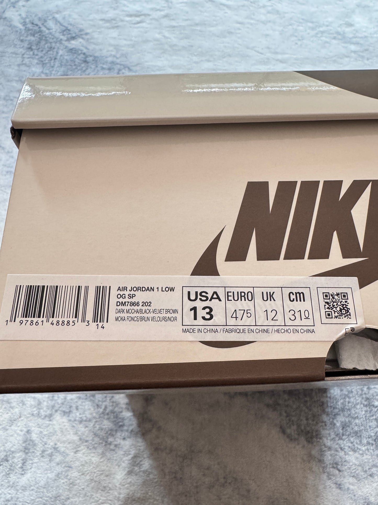 Jordan 1 Low Travis Scott Velvet Brown