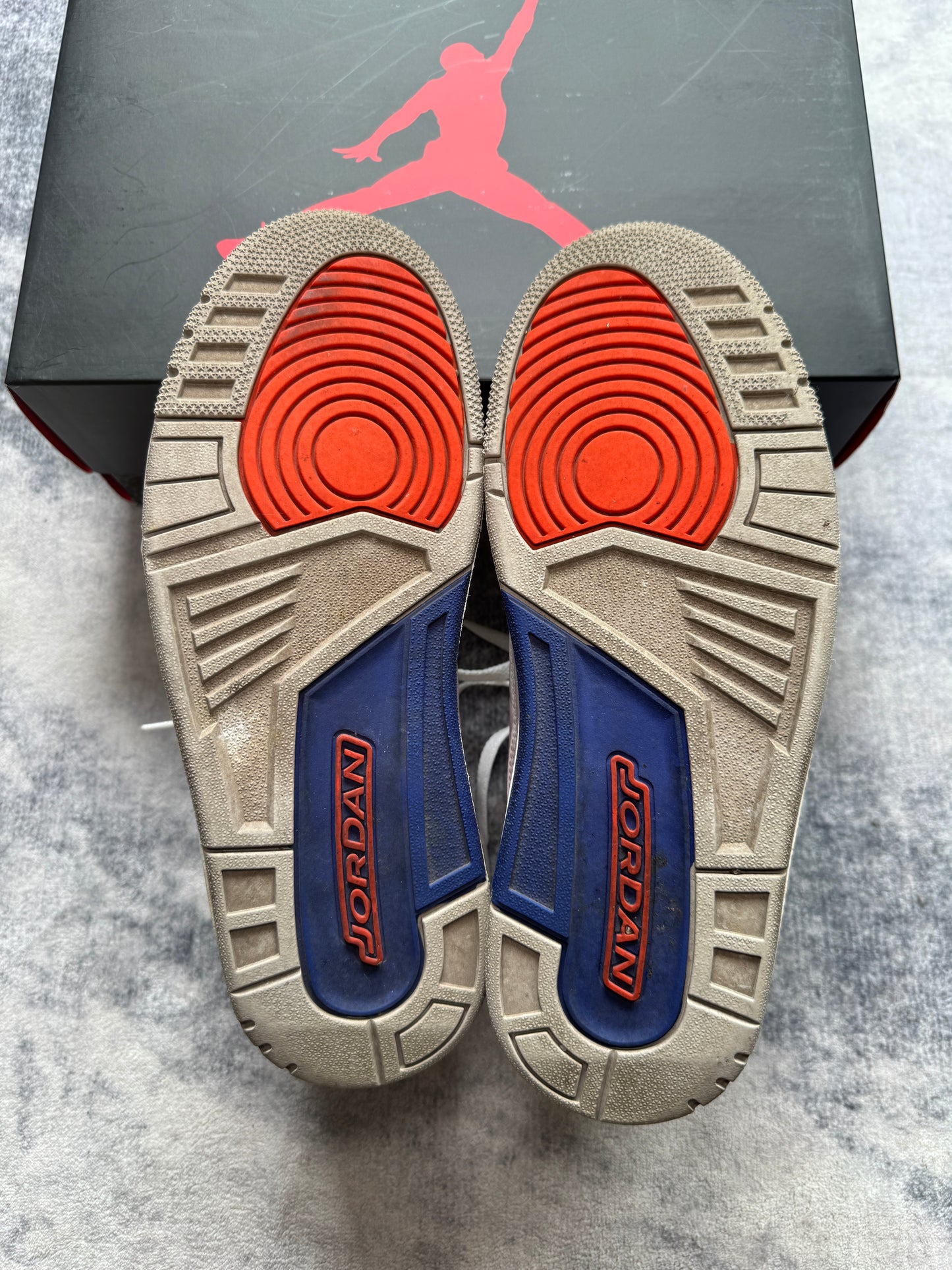Jordan 3 New York Knicks