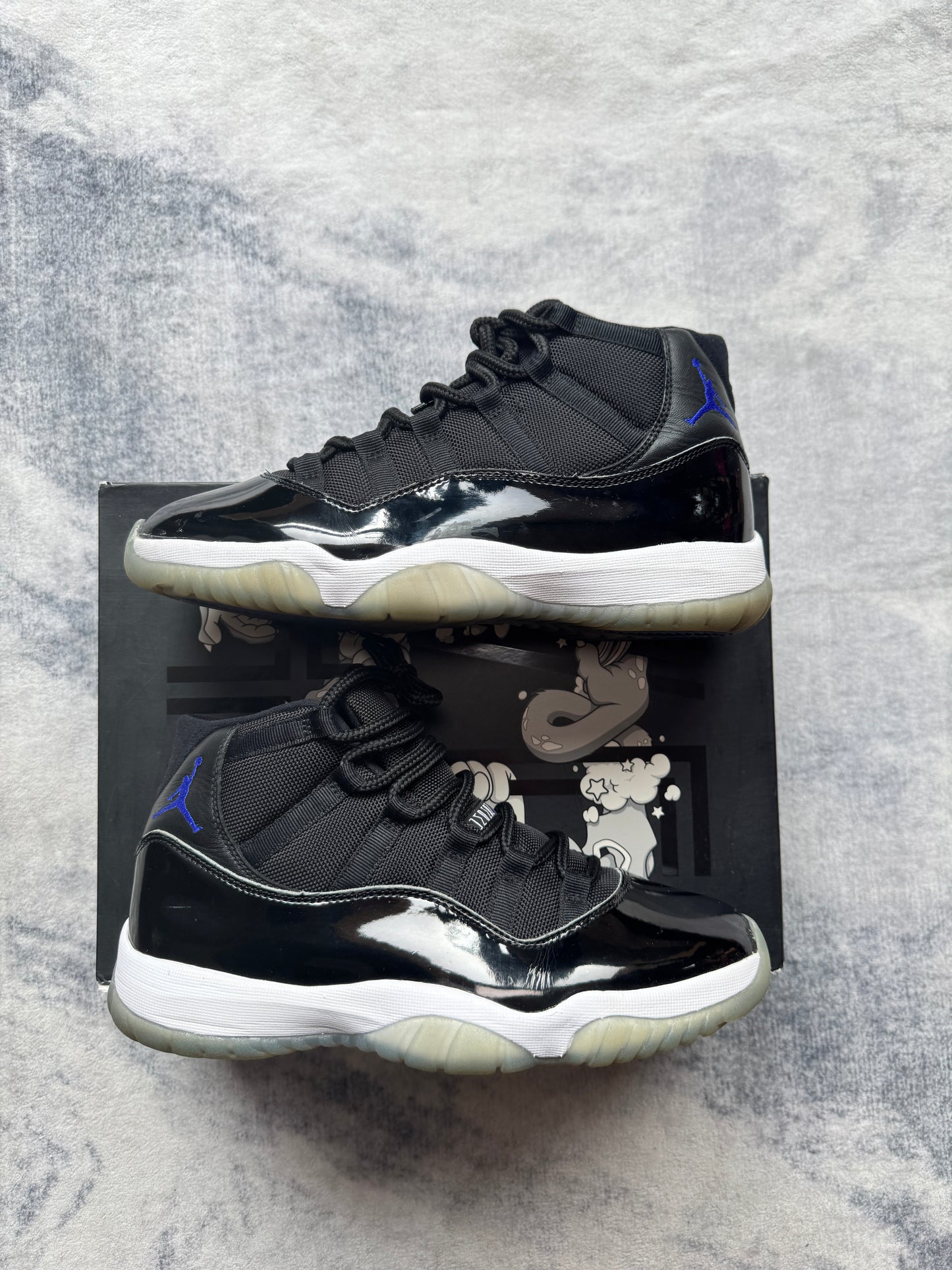 Jordan 11 Space Jam