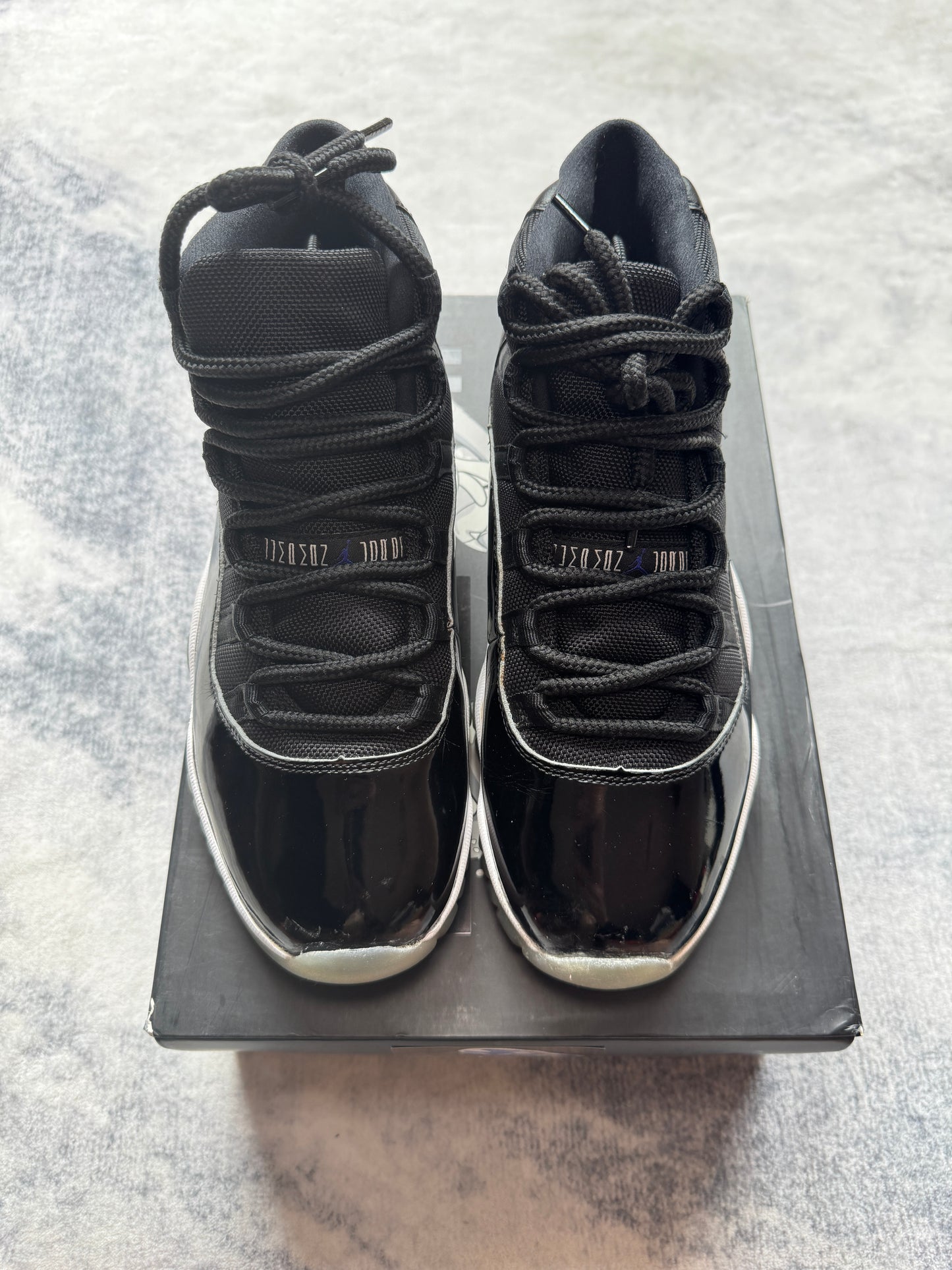 Jordan 11 Space Jam