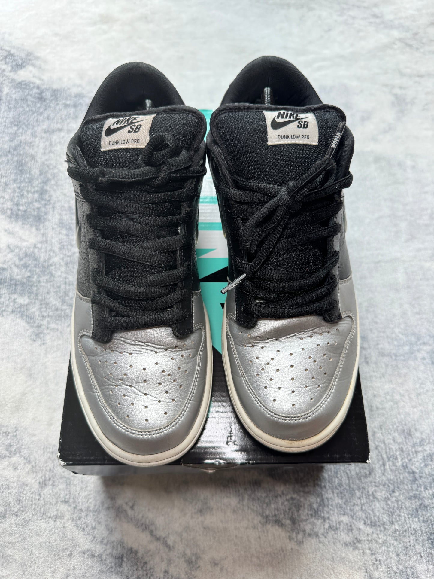 Nike Dunk SB Supreme Silver