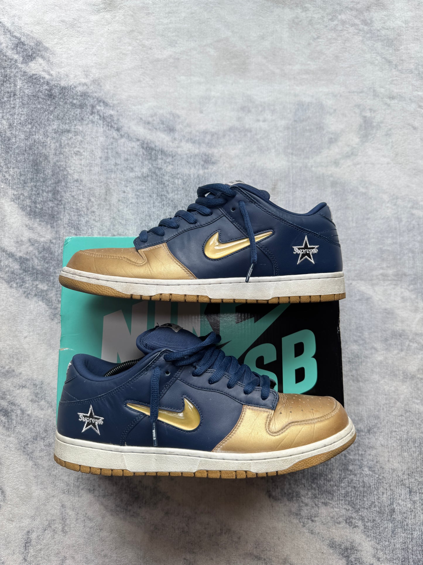 Nike Dunk SB Supreme
