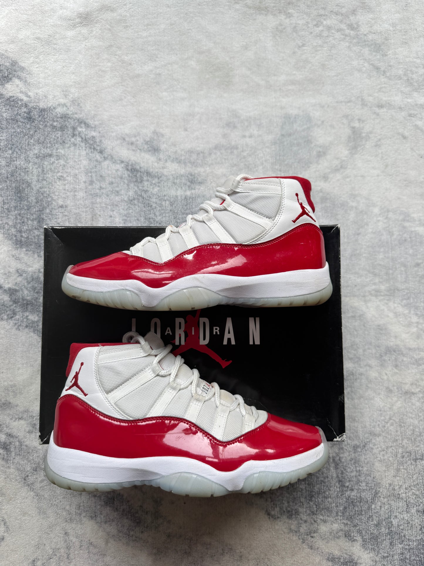 Jordan 11 Cherry