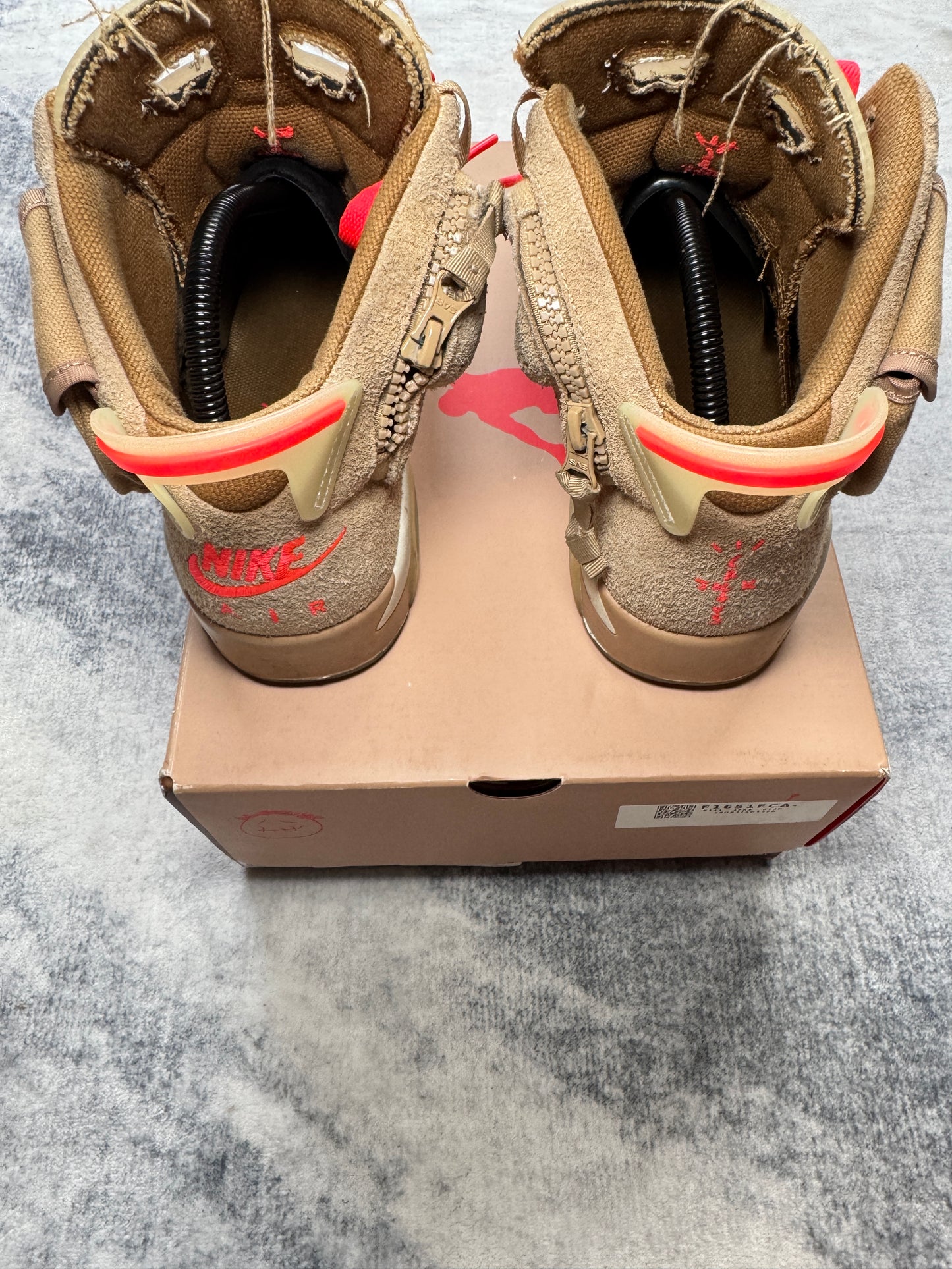 Jordan 6 Cactus Jack Khaki