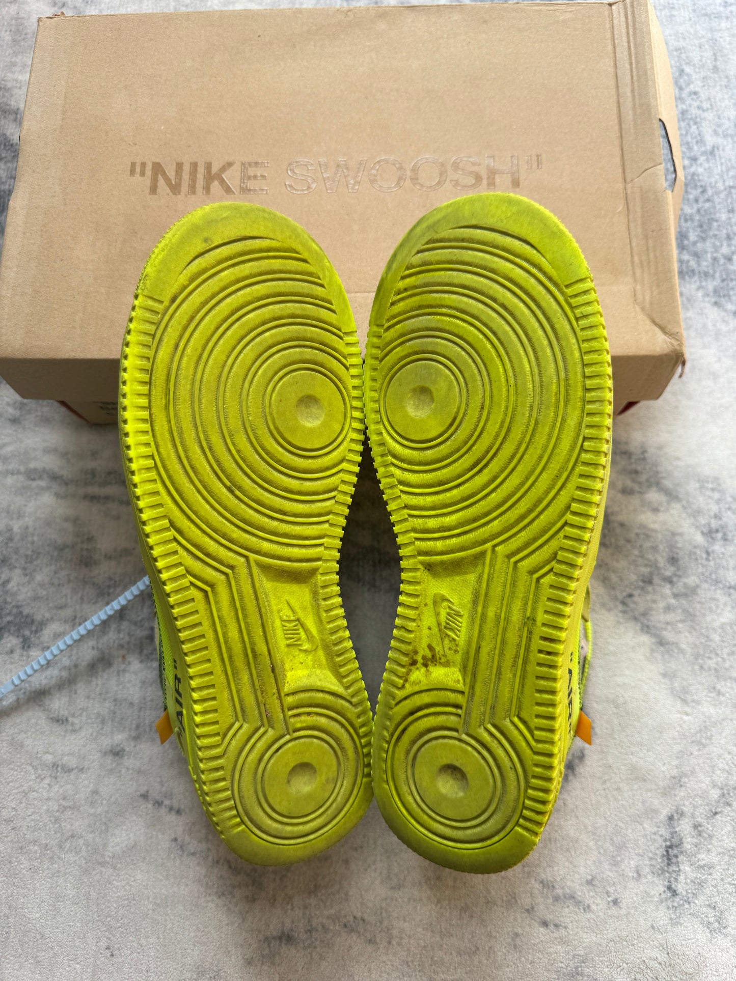 Nike Air Force 1 Off Whiter Volt "The Ten"