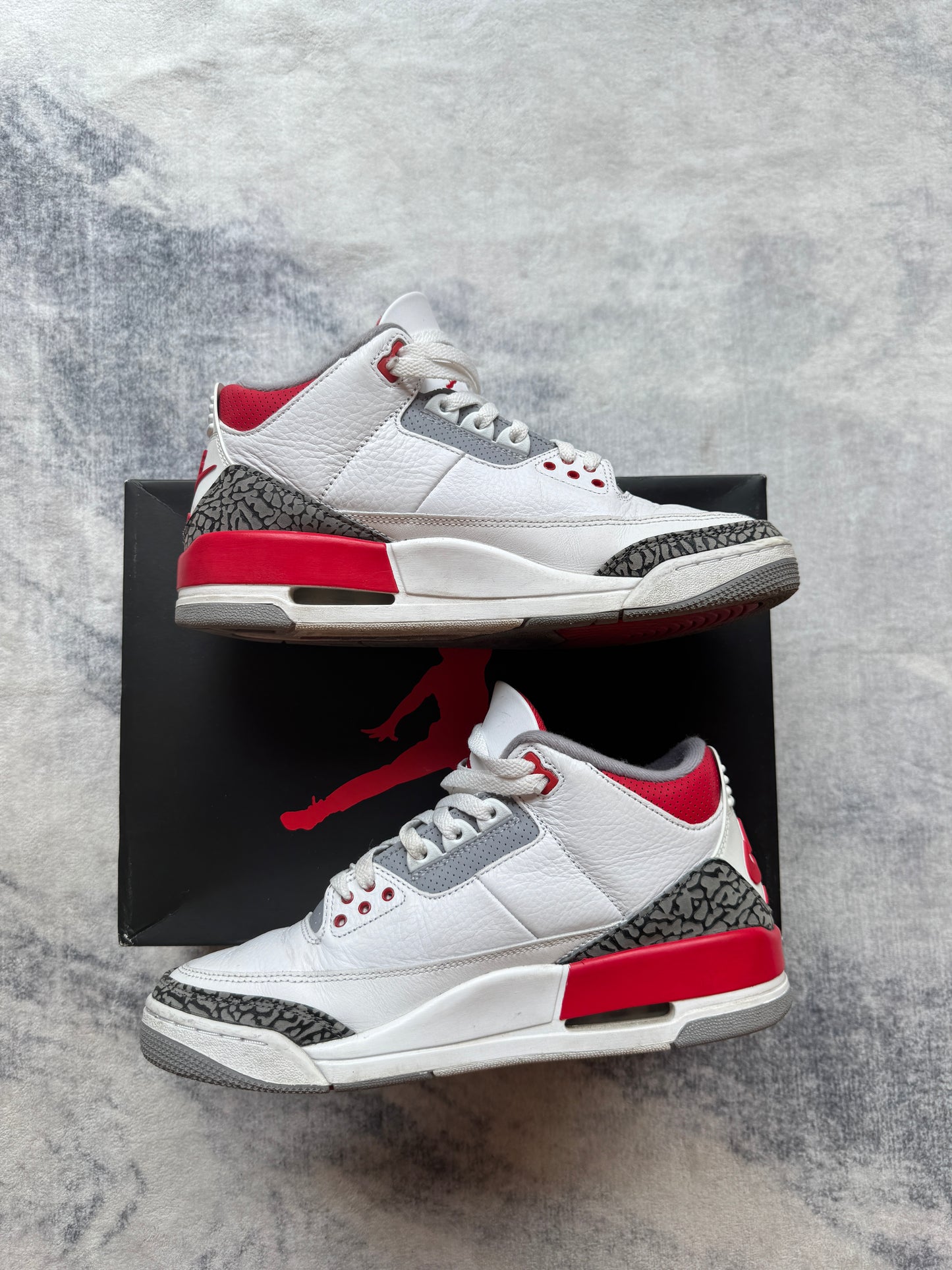 Jordan 3 Fire Red