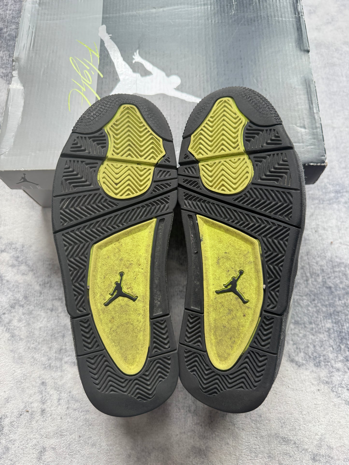 Jordan 4 Neon
