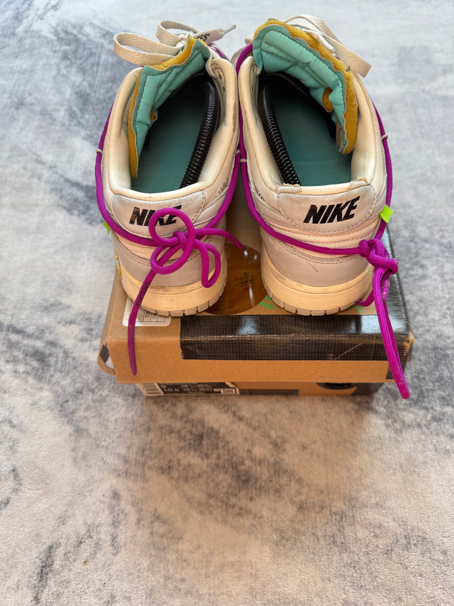 Nike Dunk Low Off White Lot 21