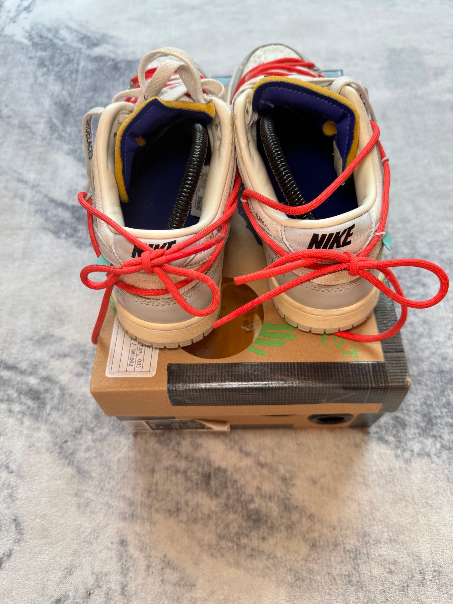 Nike Dunk Low Off White Lot 23