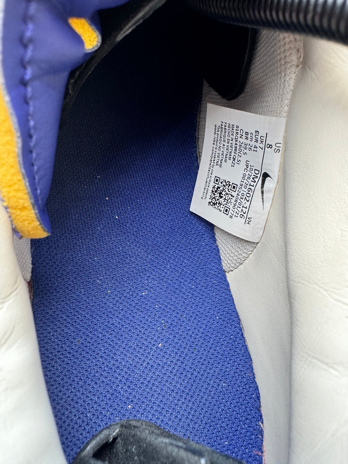 Nike Dunk Low Off White Lot 23