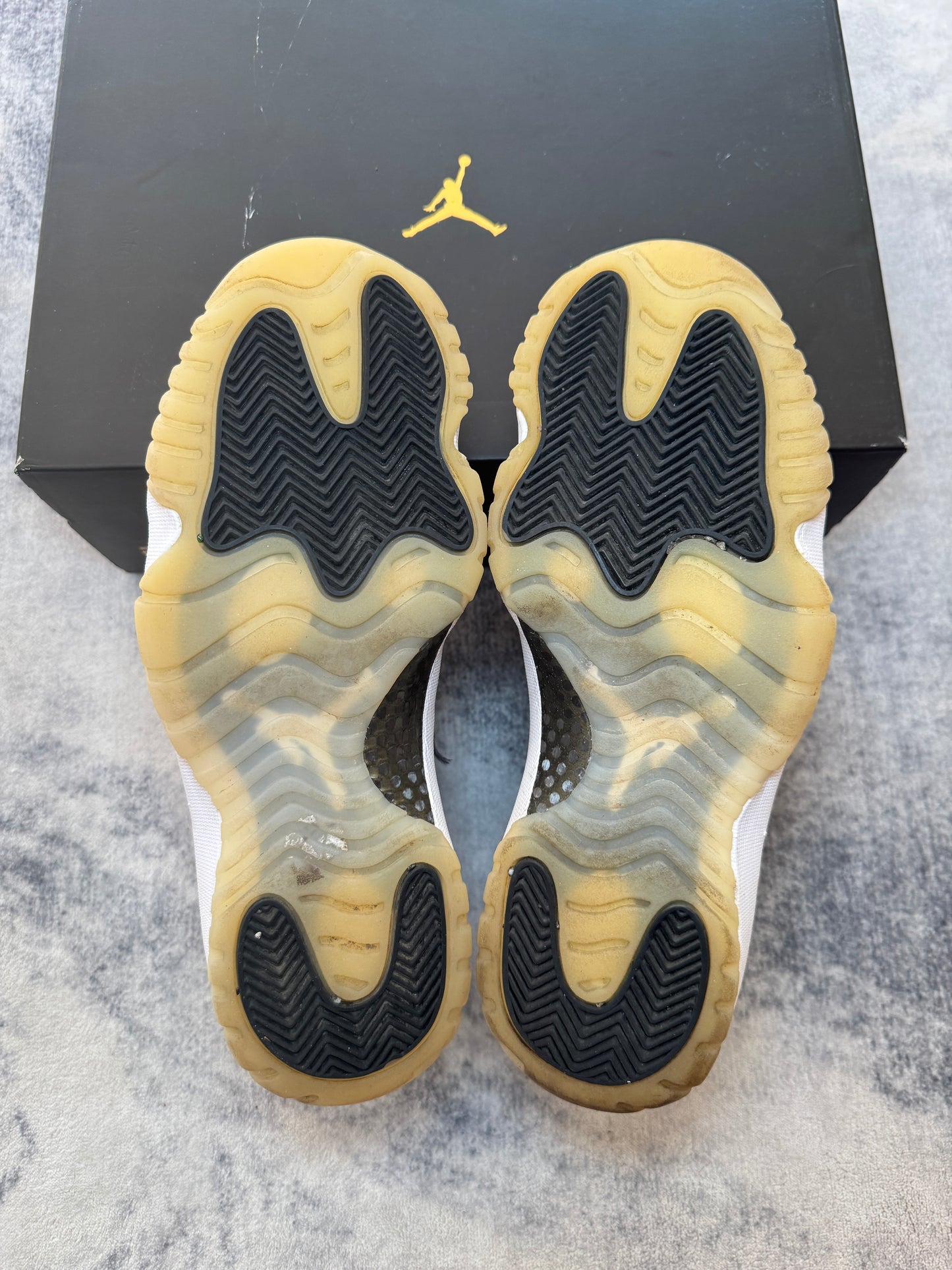 Jordan 11 Gratitude