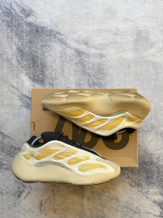 Yeezy 700v3 Safflower